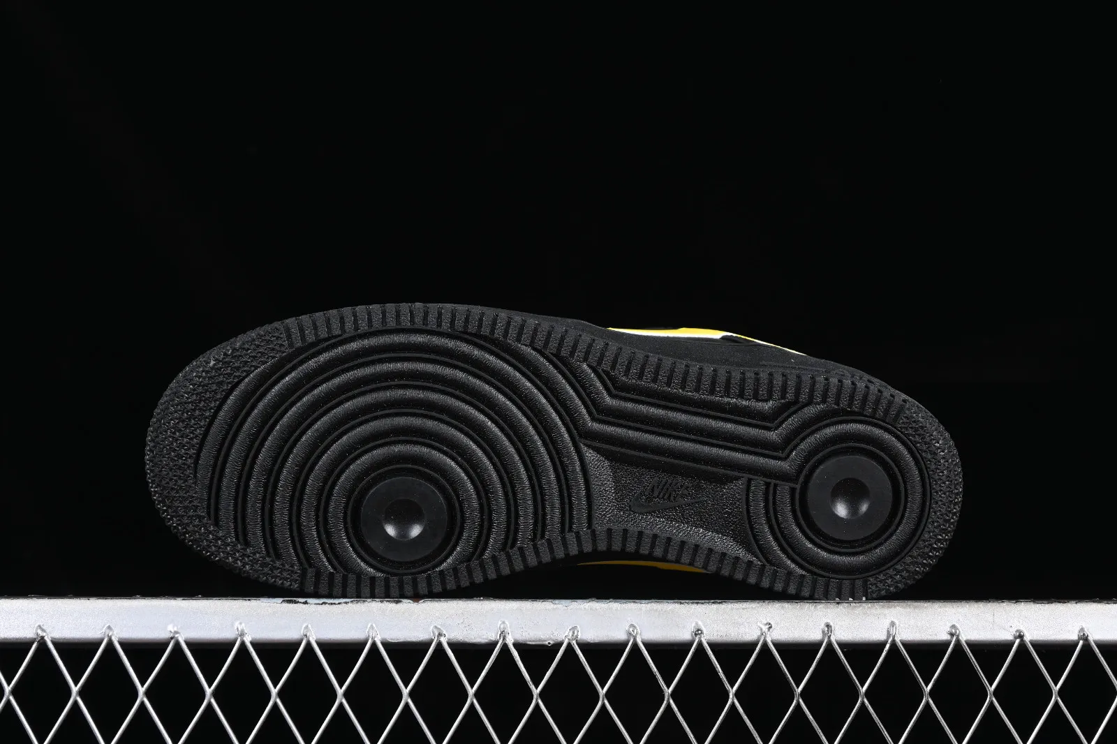 Nike Air Force 1 07 Low Black Yellow CI9553-051