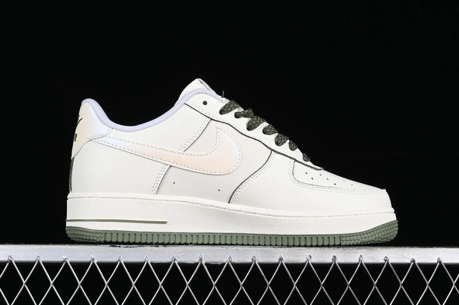 Nike Air Force 1 07 Low Off White Green DD9915-711