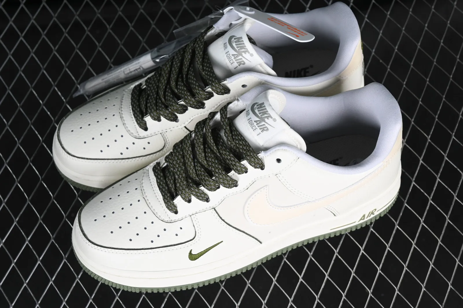 Nike Air Force 1 07 Low Off White Green DD9915-711