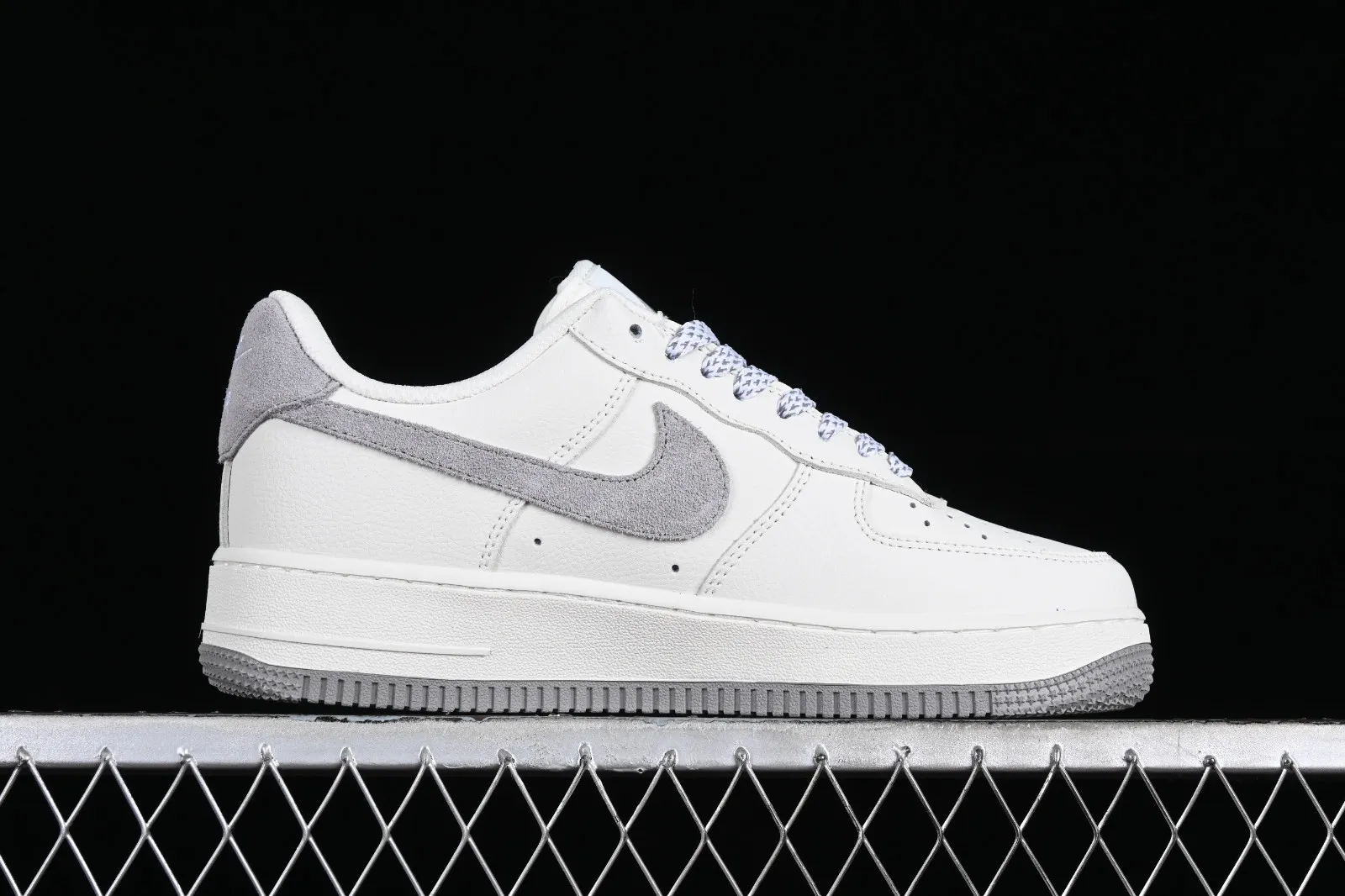 Nike Air Force 1 07 Low Palace White Grey PE-681811