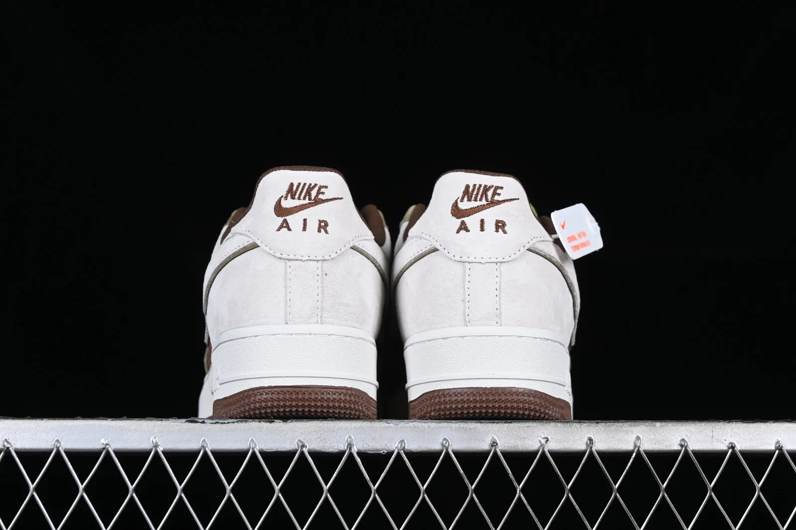 Nike Air Force 1 07 Low Suede Chocolate Green LF8989-999