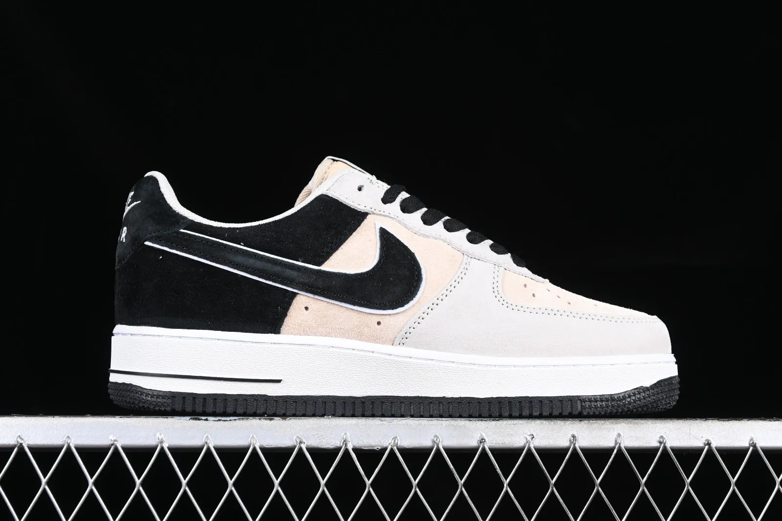 Nike Air Force 1 07 Low Suede Grey Black White LF8989-666