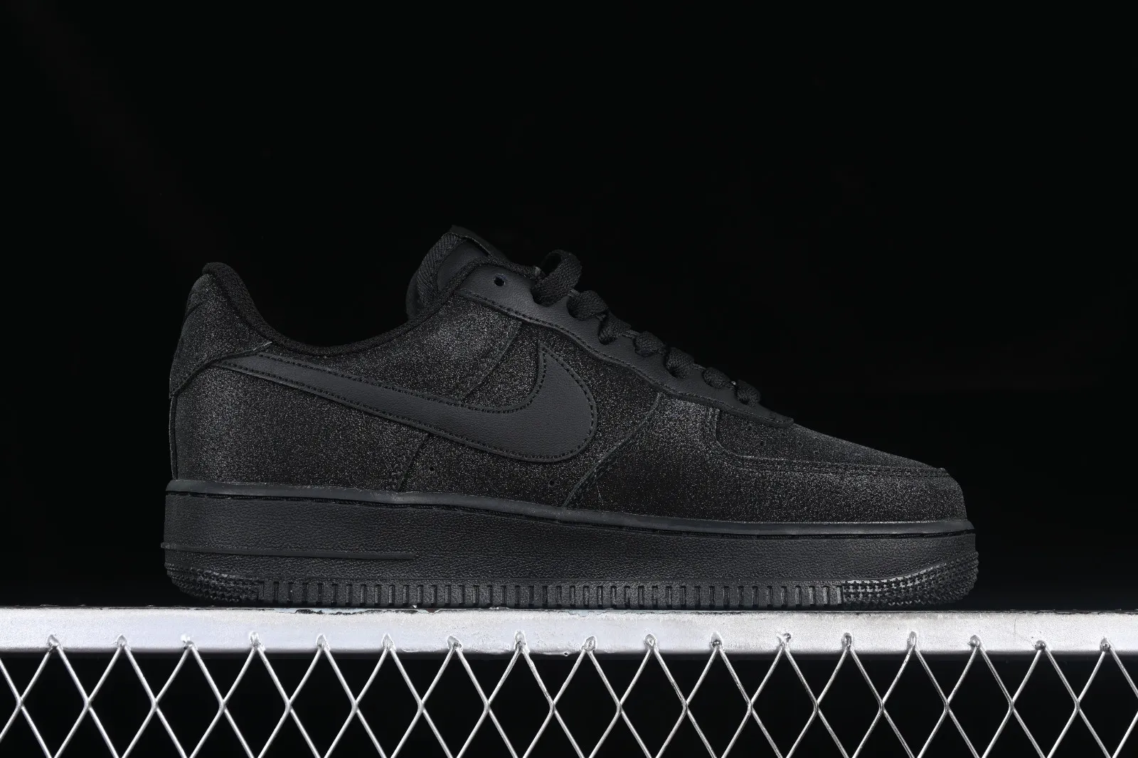 Nike Air Force 1 07 Low Triple Black CW2288-010