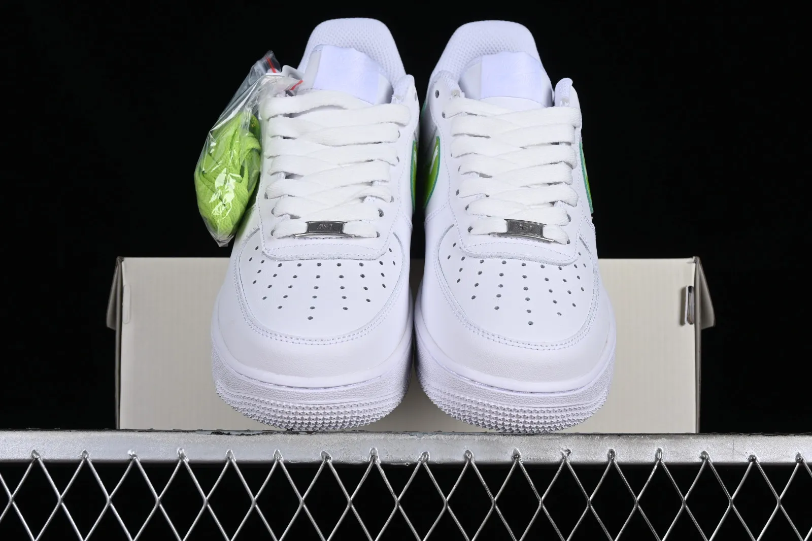 Nike Air Force 1 07 Low White Apple Green CW2288-009