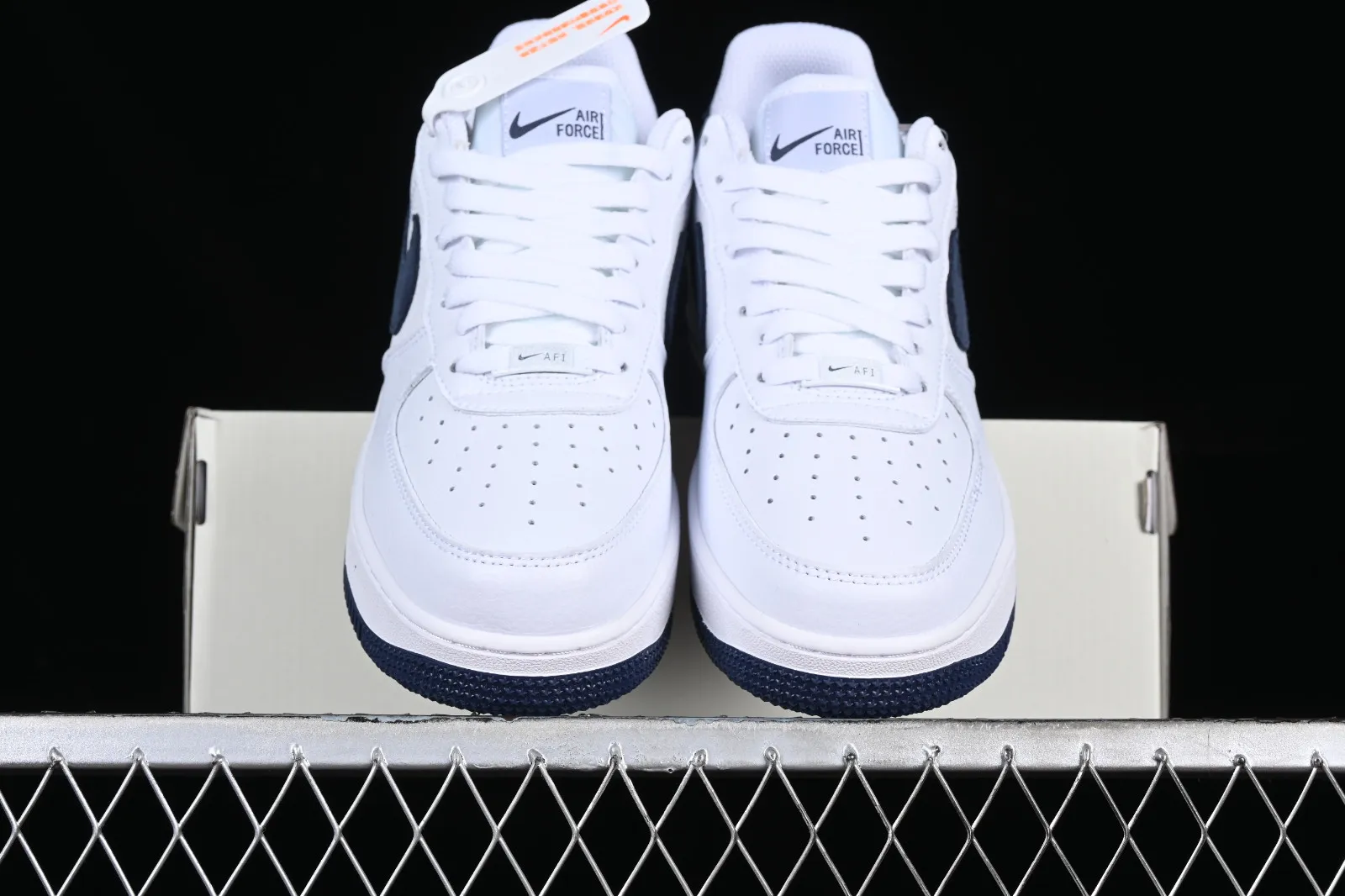 Nike Air Force 1 07 Low White Dark Blue CN2873-107