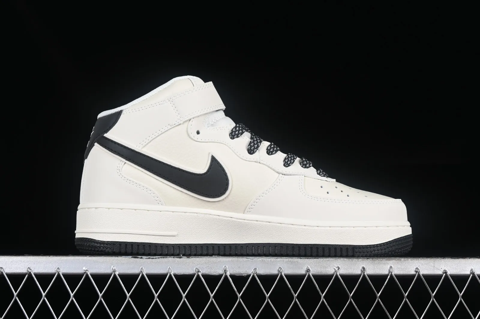 Nike Air Force 1 07 Mid Off White Black SH0235-511