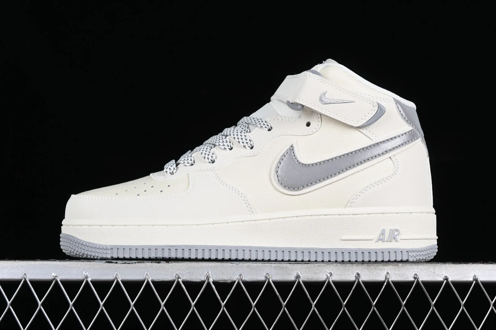 Nike Air Force 1 07 Mid White Grey SH0235-522