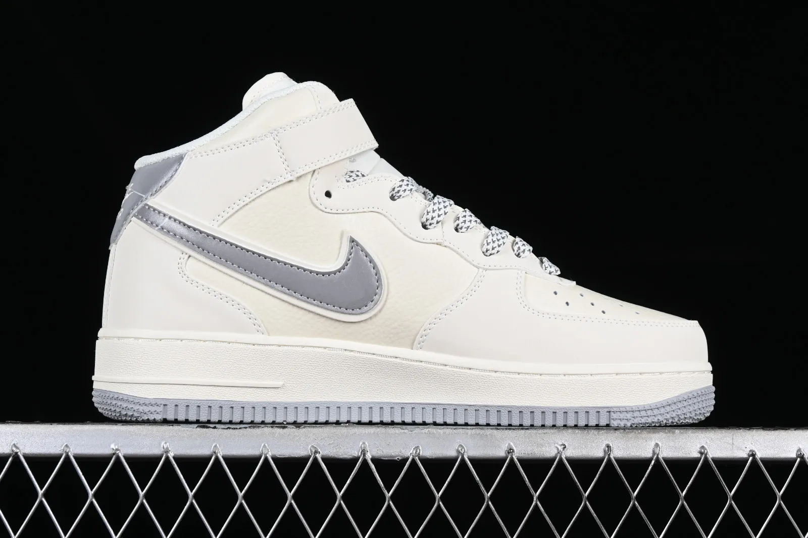 Nike Air Force 1 07 Mid White Grey SH0235-522