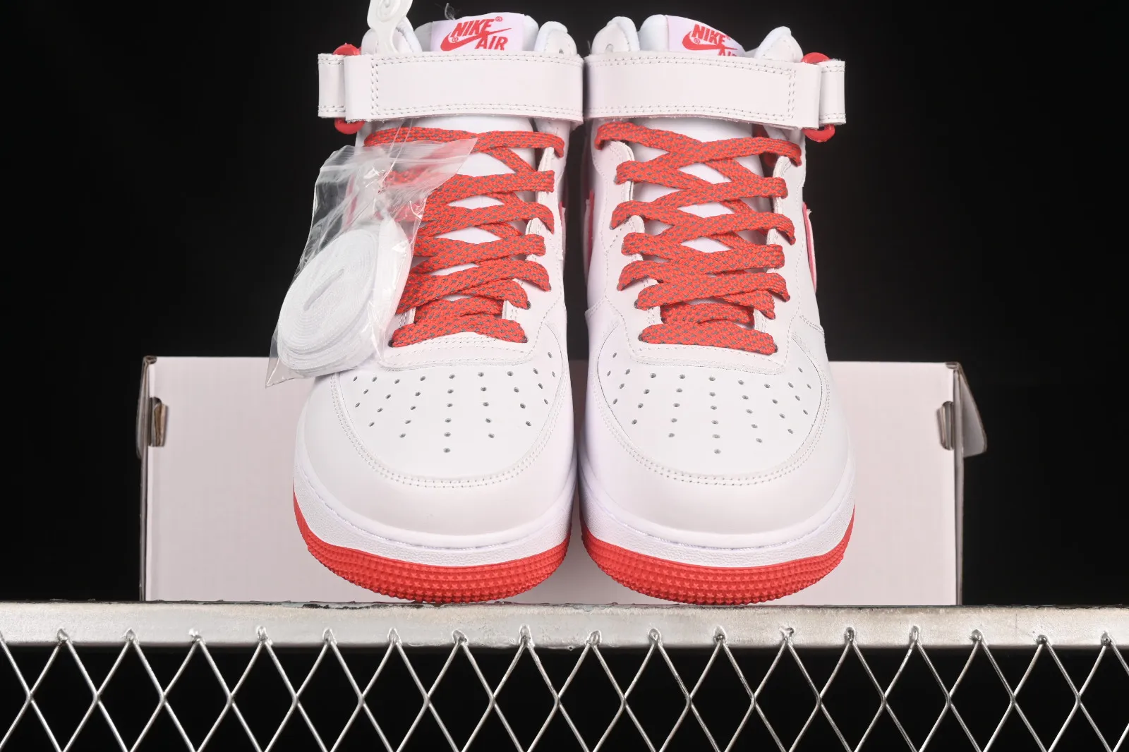 Nike Air Force 1 07 Mid White Red WP5623-832