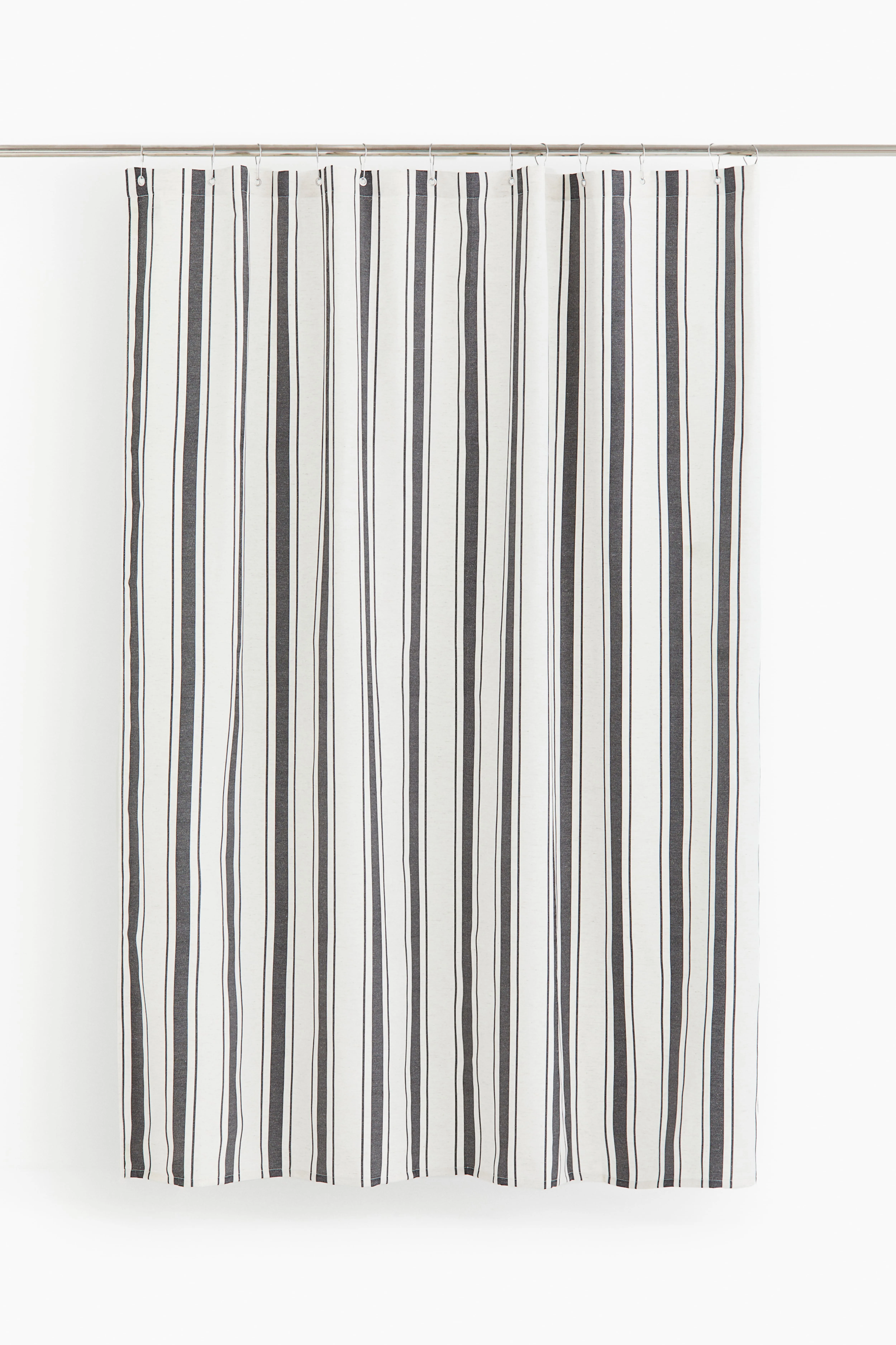 Striped shower curtain - Black/Striped - Home All | H&M GB