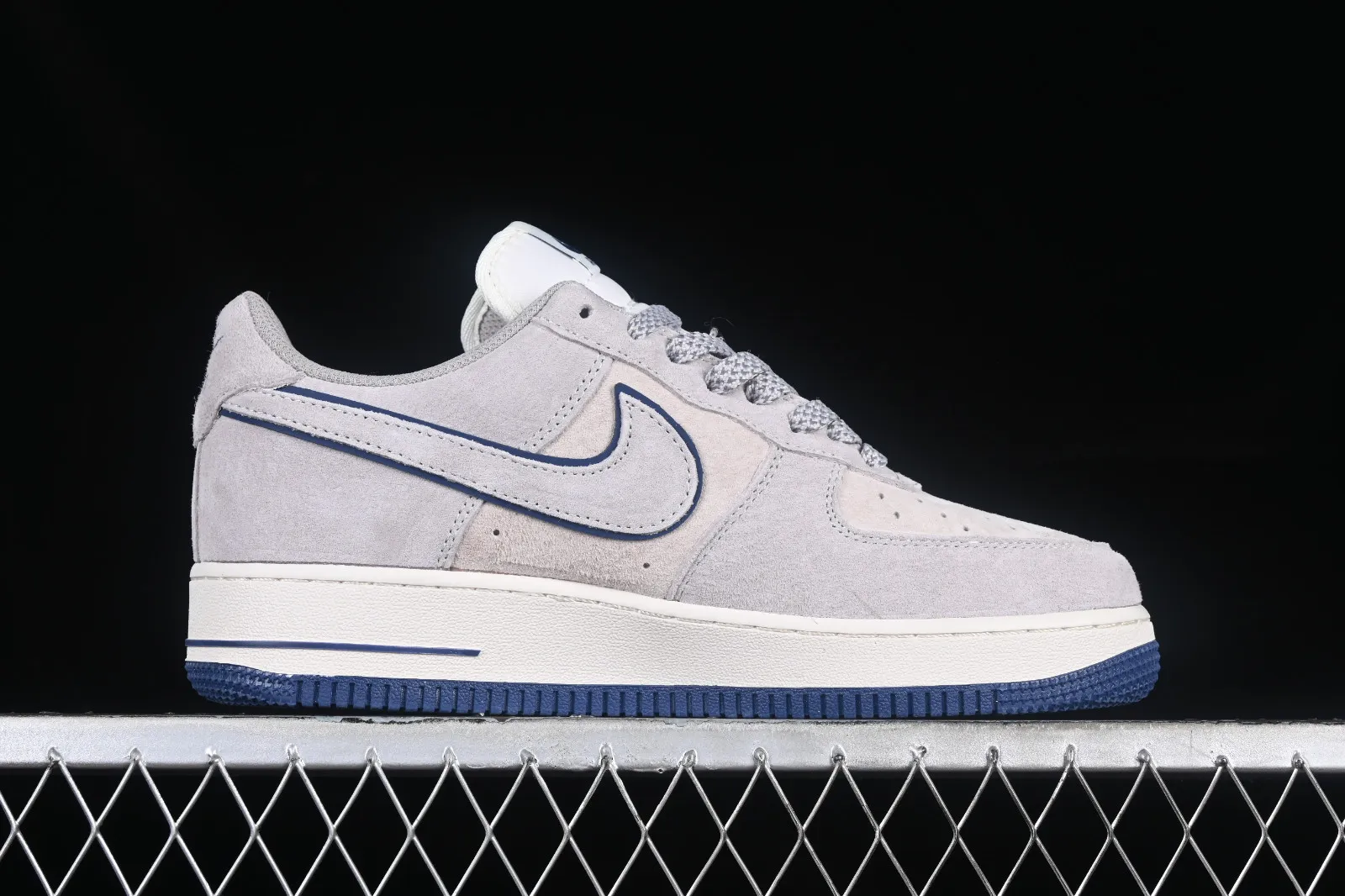 The North Face x Nike Air Force 1 07 Low Suede Grey Navy Blue HD9999-001