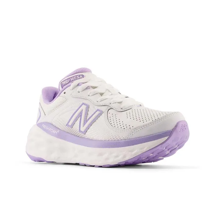 Womens New Balance Fresh Foam W840V1 in White/Lilac Glo/White